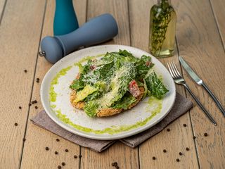 Курячий шніцель а-ля Цезар (220g)