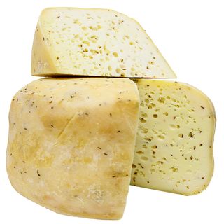 Brânză maturată de oaie cu chimen