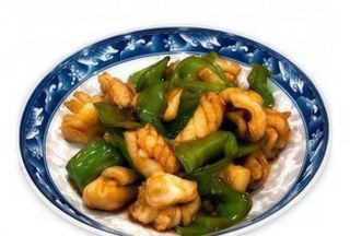 90. Calamares Con Pimientos Verdes