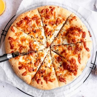 Pizza Garlic And Cheese Bread (Medium)