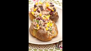 Печен пълнен картоф с риба Тон (800г)