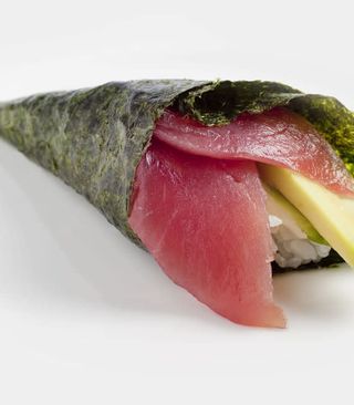 19. Temaki tonno