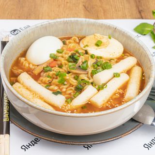 Рамен с Токпокки