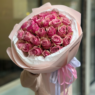 27 троянд Athena Royale 