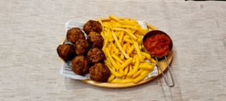 Бабини кюфтенца  с гарнитура (500г)