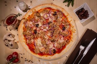 Pizza Tonno e cipolla