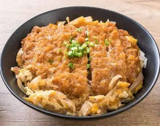 22. Katsudon de Camarão