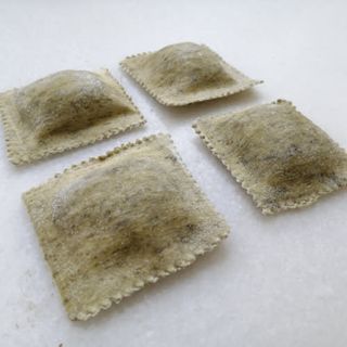 Raviolones de Trigueros con Manchego Curado