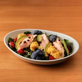 Insalata di salmone