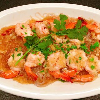 39. Gambas Con Ajo Y Fideos Chinos