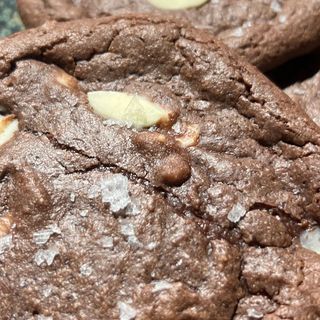 Cookies de cacao y chocolate blanco
