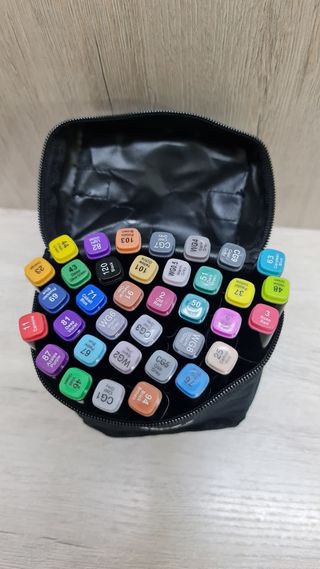 Touch Маркеры 36 Цветов В Черном Тканевом Чехле