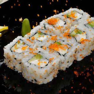 Uramaki aguacate y queso Philadelphia (8Pzs)
