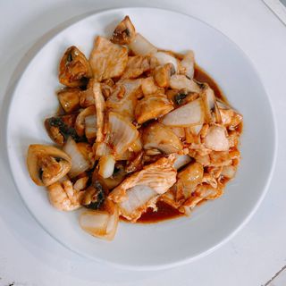 51. Pollo con Champiñones
