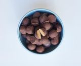 Coco Protein Ball cubierta de chocolate