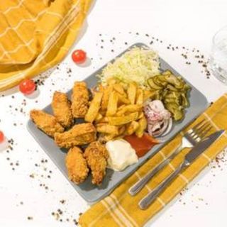 Aripioare picante la farfurie