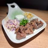 Дольки куриного филе в сливочном соусе