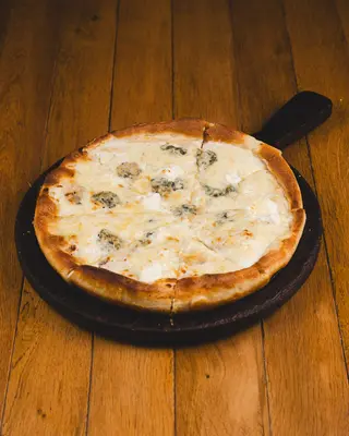 Pizza 4 vrste sira