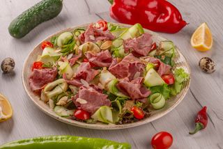 Салат из вяленой конины