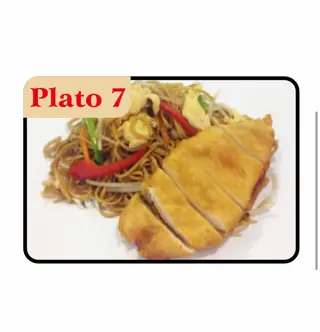 27. Plato 5 Tallarines Con Pollo Al Limón