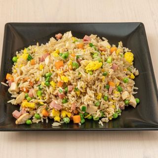 Arroz Tres Delicias Con Gambas