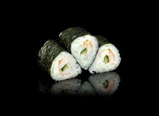 Хосомаки скарида (6бр-140г)