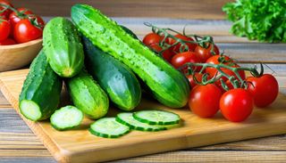 Краставици и домати