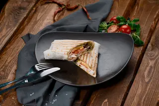 Wrap cu pastramă 
