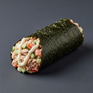 Tuna salad nori wrap