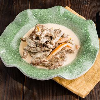 Sharhat vita in sos alb