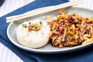 Piletina sa bademima