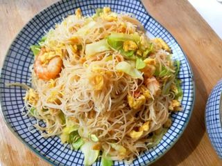 Fideo De Arroz Con Gambas