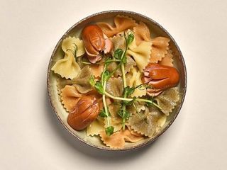 Фарфале з мінісосисками та вершковим маслом (150/50g)