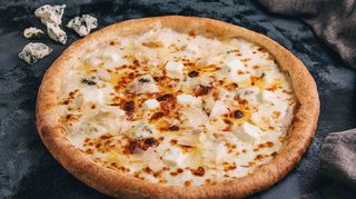 Піца 5 сирів