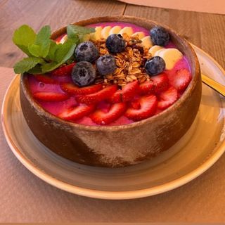 Pretty In Pitahaya Bowl