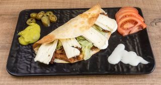 Quesadilla con pulled pork e brie