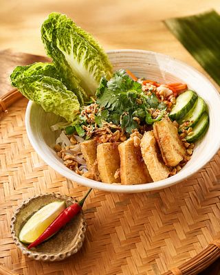 Phở mieszane tofu