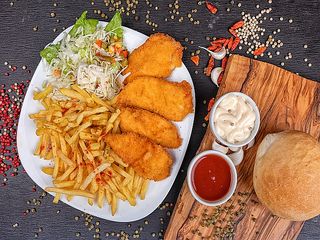 Meniu snitel de pui  mare - 600 gr