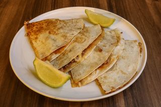 Quesadilla De Carne