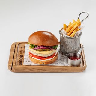 Бургер меню куриный (Бриошь)