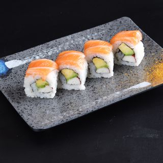 75.Uramaki de cangrejo, aguacate, salmón (4 uds.)
