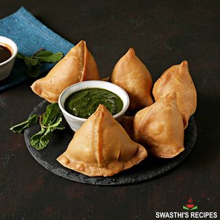 Samosas (4 unidades)