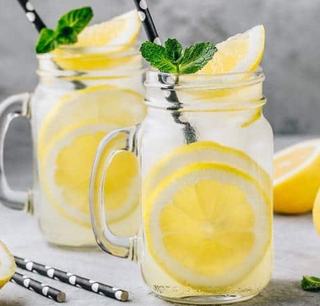 Lemoniada hibiscusowa