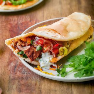 Menú Kebab VEGANO C Papa Fritas y Bebida incluso Drinks and Fries