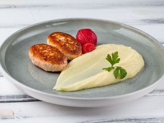 Котлети з лосося з картопляним пюре (130/150/50g)