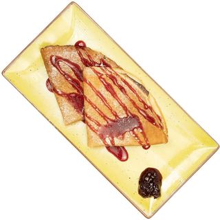 Clatite cu dulceata de capsuni