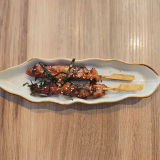Pollo yakitori 2uds