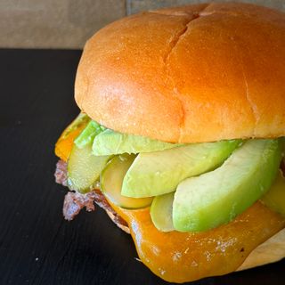 SINGLE CALIFORNIA WAGYU BURGER