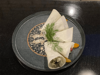 ნადუღი სულგუნის ფირფიტებში