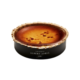 Tarta de queso de Albert Adrià con reducción de frutos rojos 